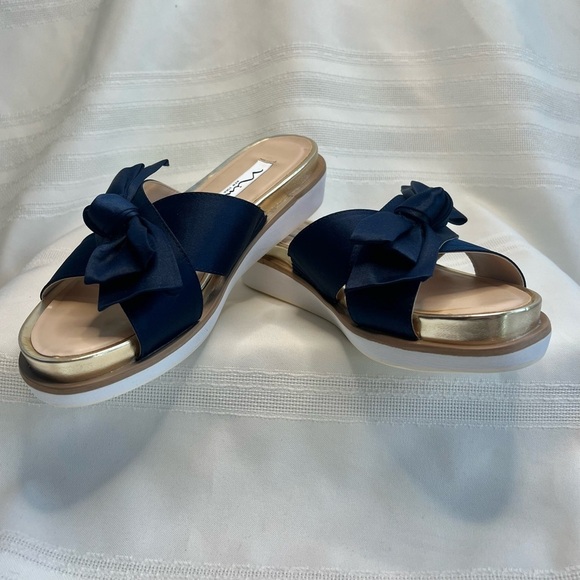 Platform Sandal Flip Flop Nina Navy Satin Gold Sz‎ 5 EUC - Picture 2 of 13